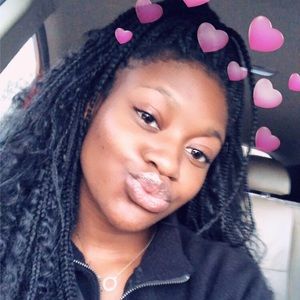 Meet your Posher, Megan